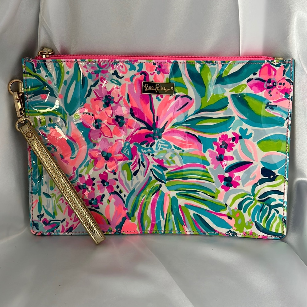 Lilly Pulitzer water proof wristlet